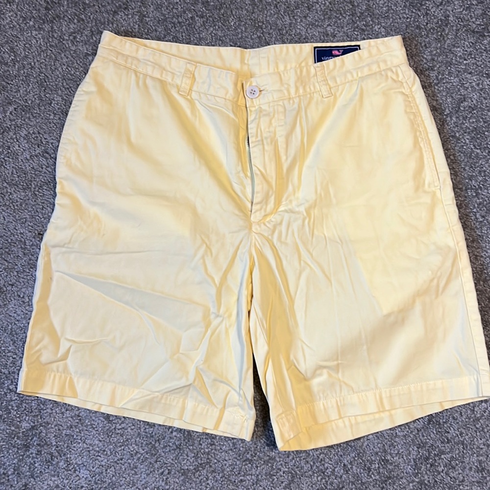 Vineyard vines shorts